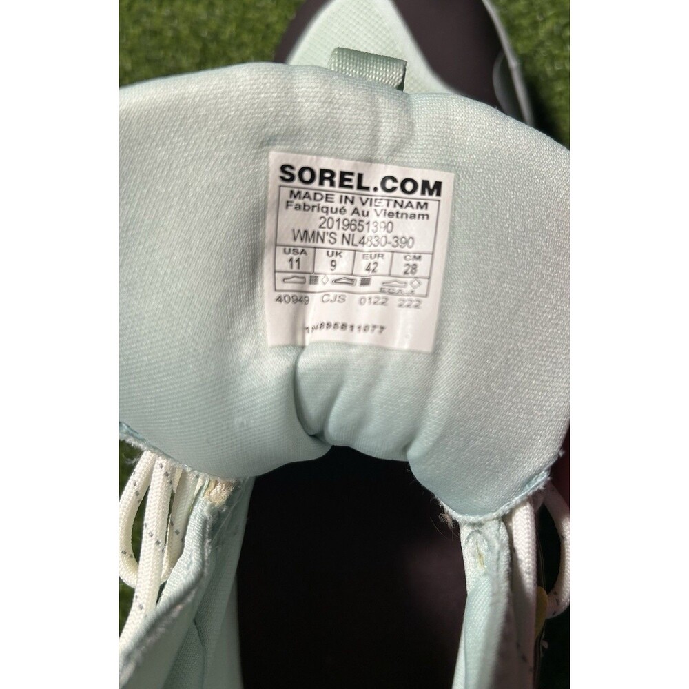 Sorel Women's Kinetic Breakthru Venture Mid Boot Mint Size 11 Waterproof Trail - Picture 7 of 7